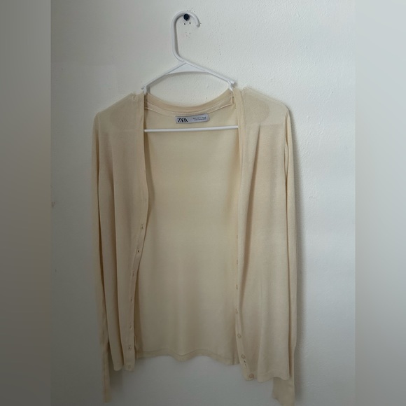 Zara cream cardigan v neck Size Medium - Picture 2 of 9